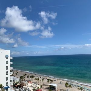 Meet your Posher, Camila